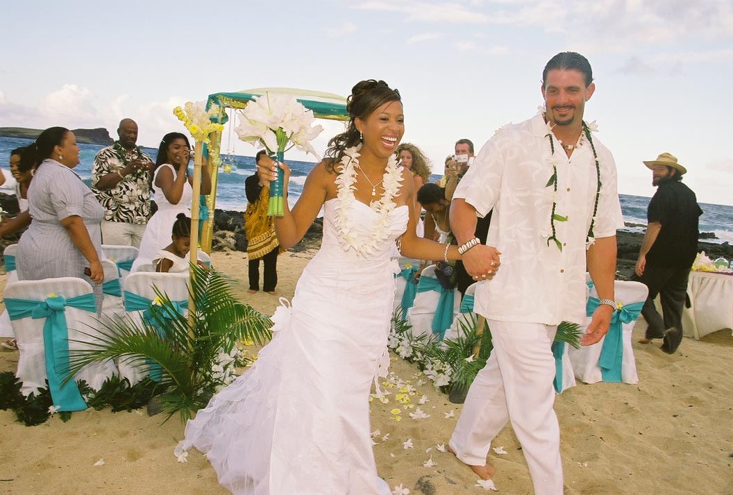 Jamillah & Brandon Hawaiian Wedding Hawaii beach weddings