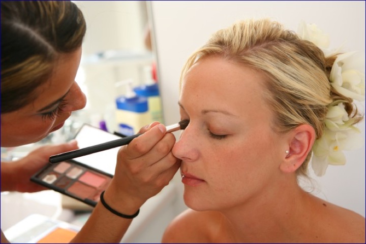 Eye makeup for the bride