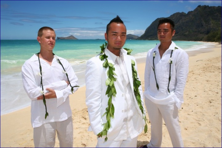 Chris and his groomsmen in maile leis