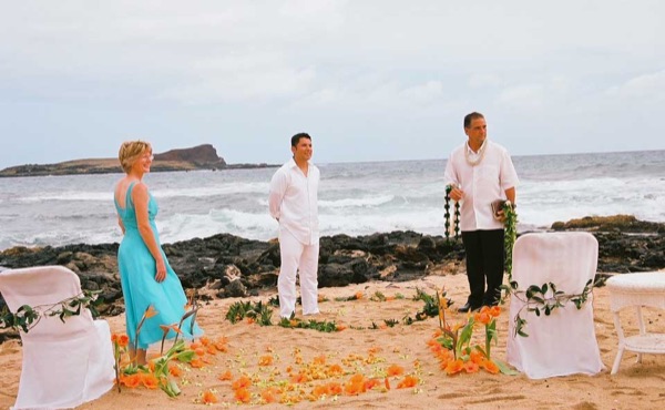 Ashley's wedding ceremony on the beach, close up