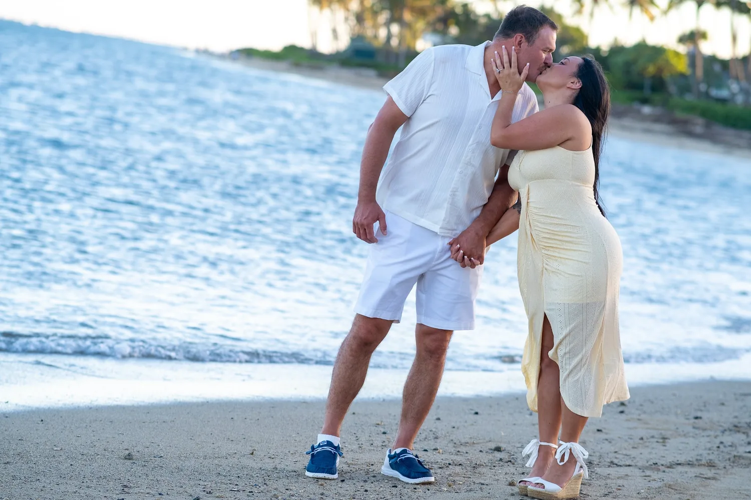 A kiss at the water's edge