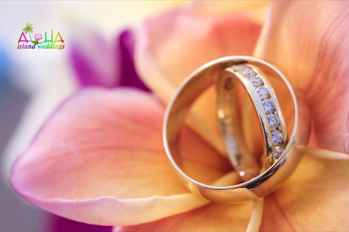 The wedding rings on the plumeria flowers at the Hotel