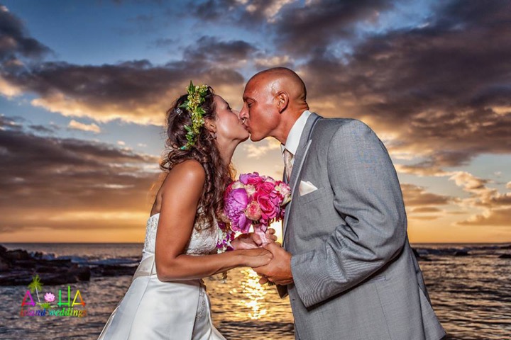 Sunset kiss at Paradise Cove