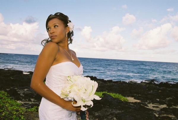 Jamillah ready to walk down the aisle by the sea