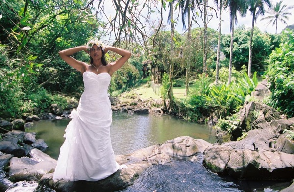 Jamillah and Brandon in the Nuuanu rainforest, in a playful moment