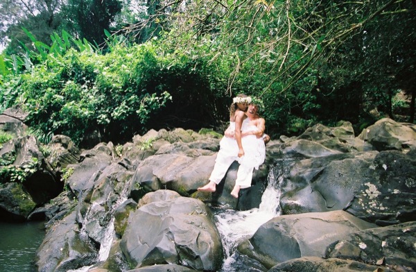 Jamillah and Brandon in the Nuuanu rainforest, from another angle