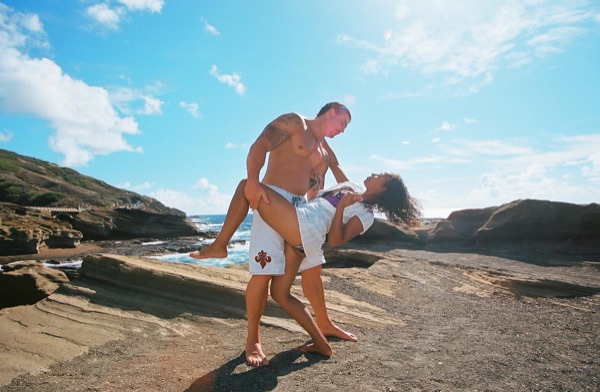 Jamillah and Brandon on the east coast cliffs above the Pacific, photo 4