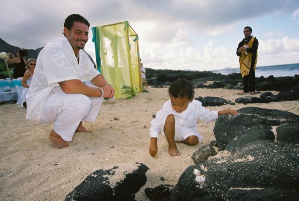 Cameron playing in the sand before the ceremony