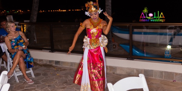 A fire knife dancer at the reception, photo 2