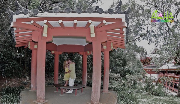 Kissing under the gazebo at temple valley