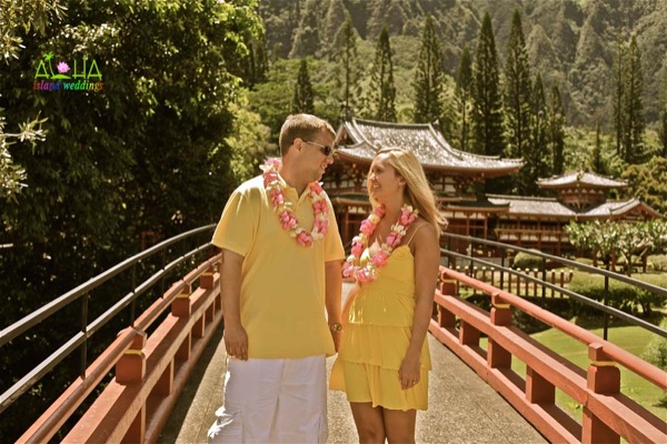 Valley of the temple with Krista and Charlie on the bridge