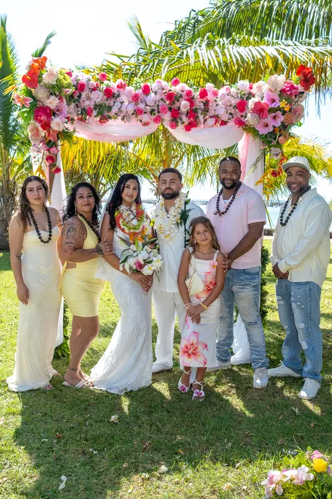 Lila with her bridesmaids