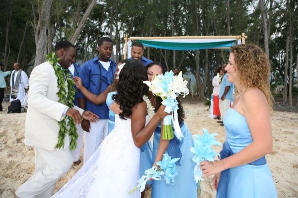 Naheshae and Damarus during the ceremony, looking at each other