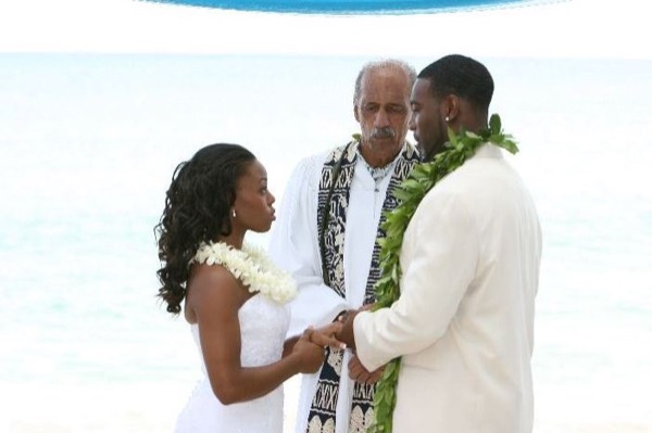 Oahu weddings at Waimanalo