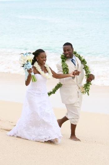 Running on the beach in Hawaii with love