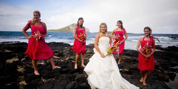 Natasha and Tyson with their bridal party on the rocks, photo 2