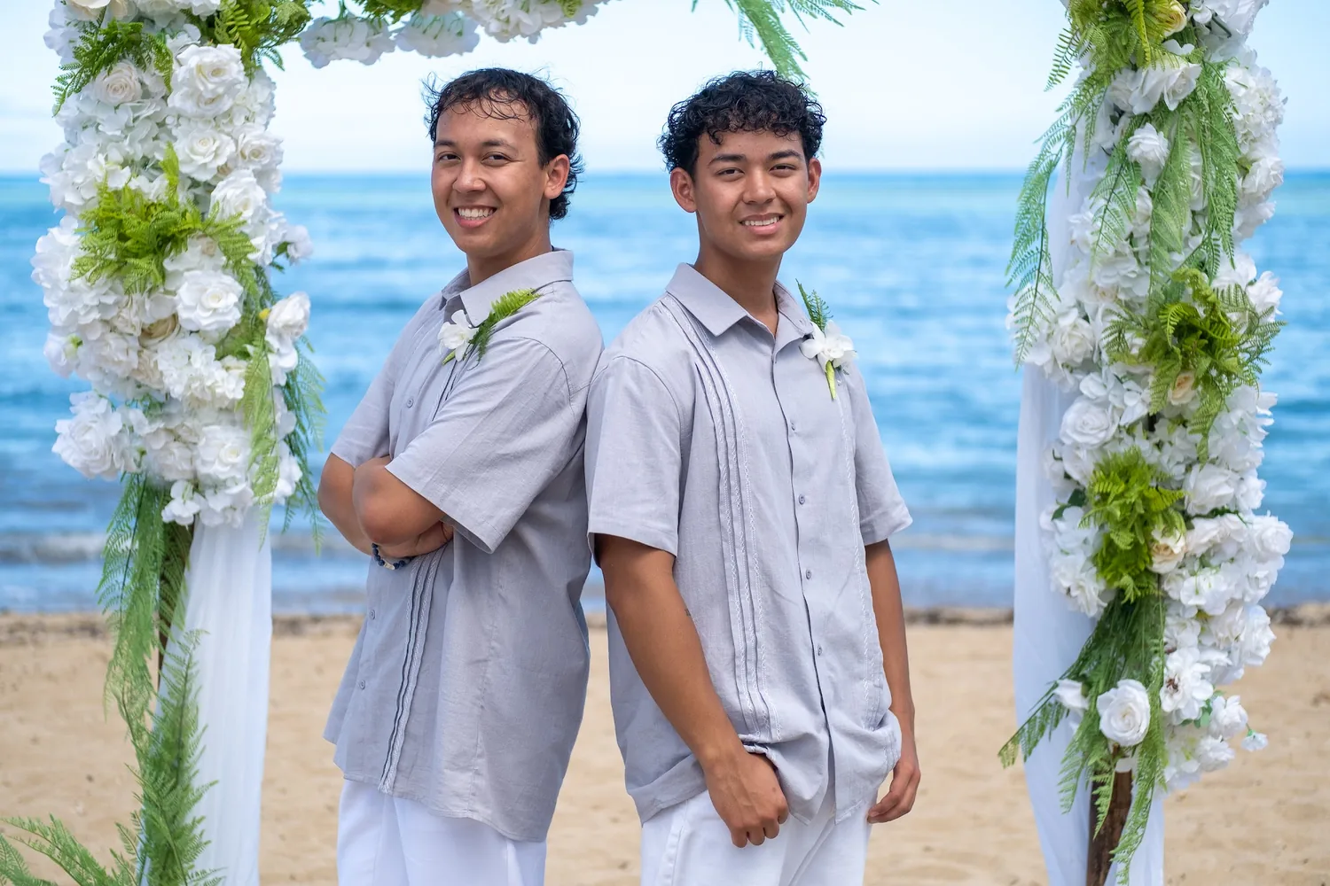 The two brothers at the arch