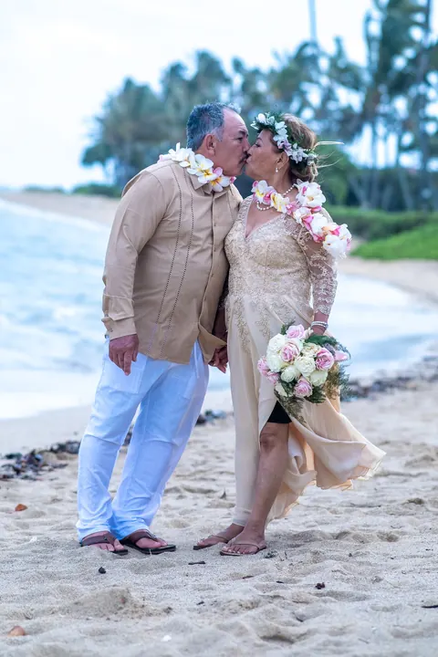 Holding hands by the shore