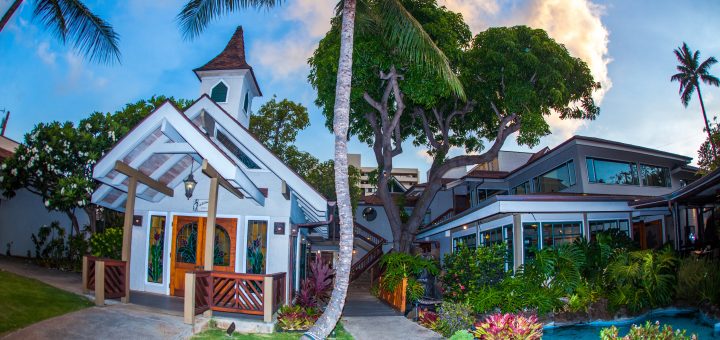 Cute little church on Oahu Honolulu Willows